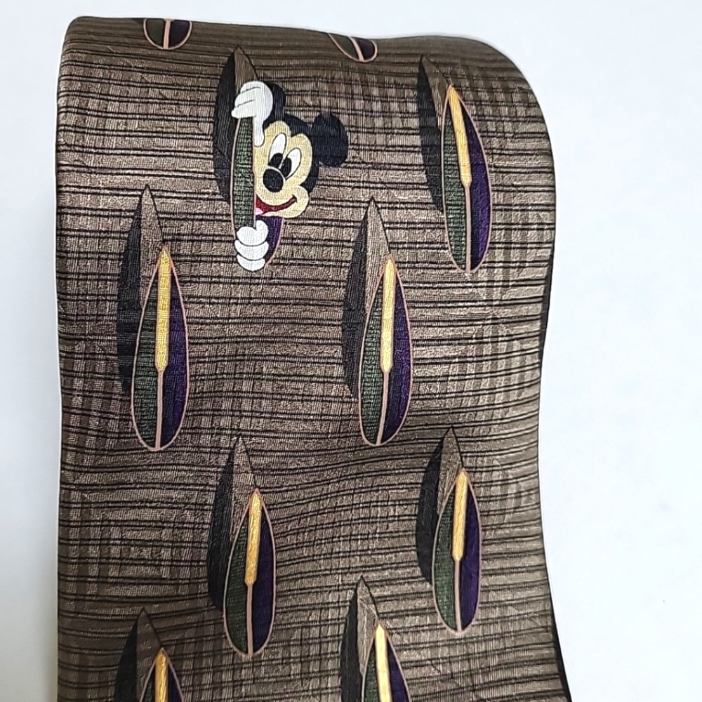 Walt Disney‎ World Tie 100% Silk Mickey Mouse Tie Green Olive 61" 4" Wide